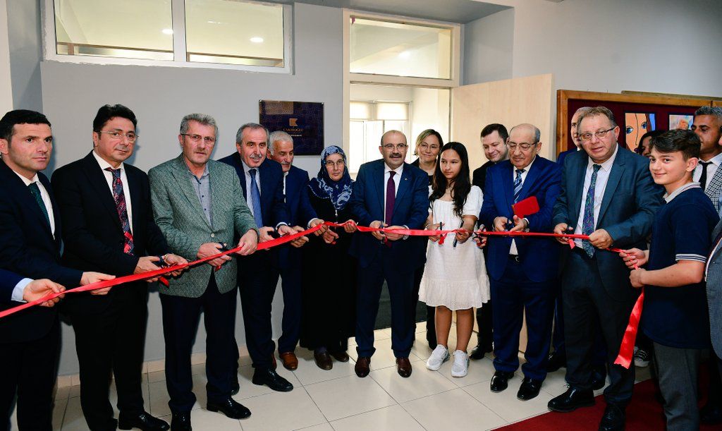 NECMİ ÇAKIR ŞEHİDİMİZİN ADINA KÜTÜPHANE AÇILDI