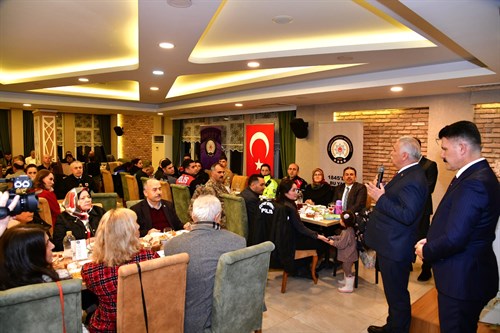Vali Aziz Yıldırım Emniyet Teşkilatıyla İftar Programında Buluştu 