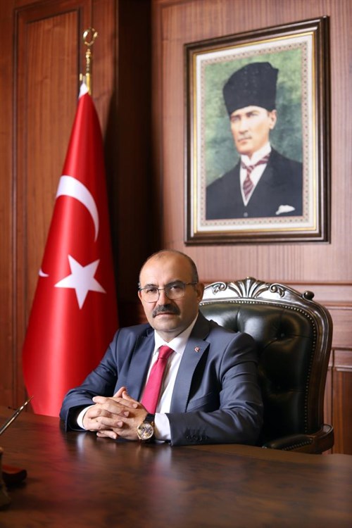 İsmail USTAOĞLU